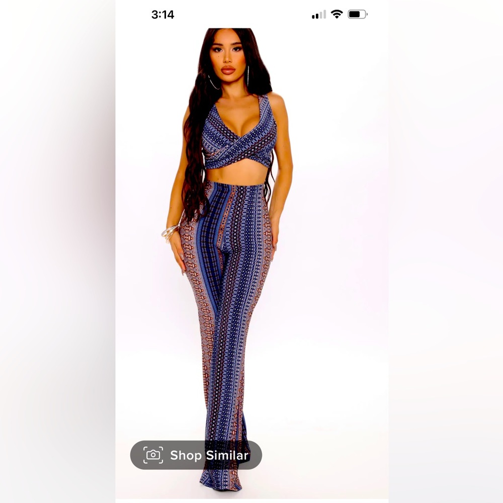 Two piece navy patterned pant set